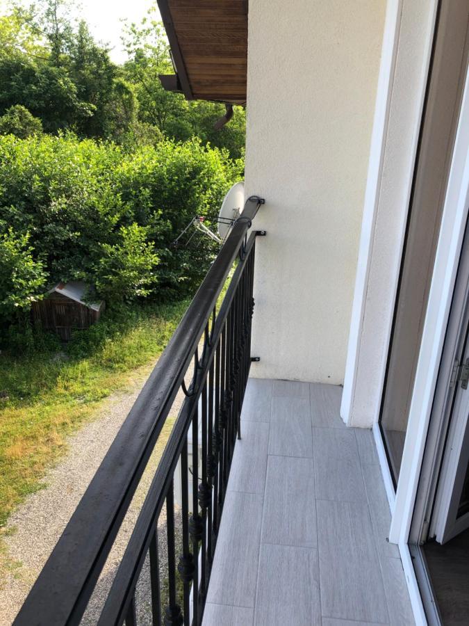 Guest House Гости Pitsunda Dış mekan fotoğraf
