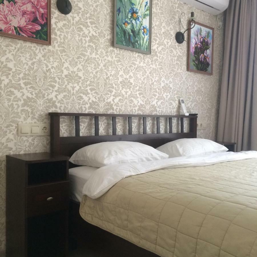 Guest House Гости Pitsunda Dış mekan fotoğraf